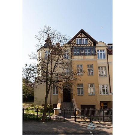 Tradycyjny Apartament 3City W Sopocie Blisko Plazy By Noclegi Renters Sopot Exterior photo